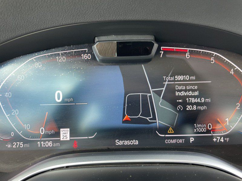 Used 2022 BMW 750i xDrive AWD/4WD image 19