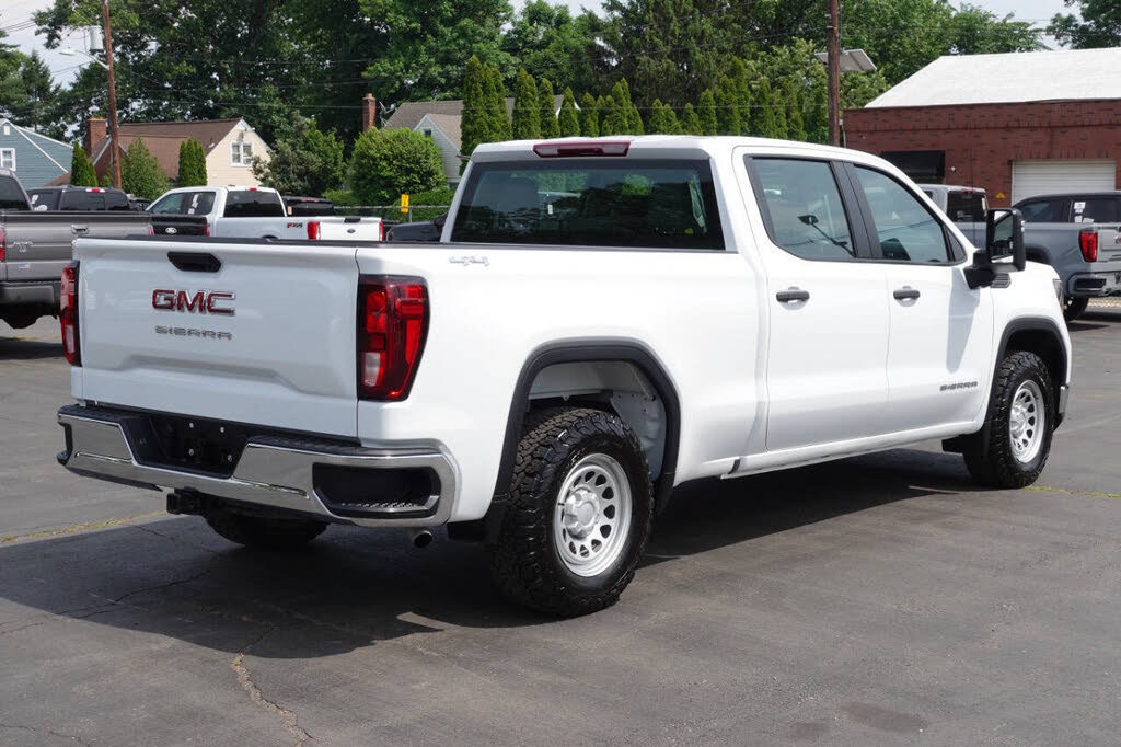 Used 2024 GMC Sierra 1500 Pro w/ Fleet Convenience Package AWD/4WD image 3