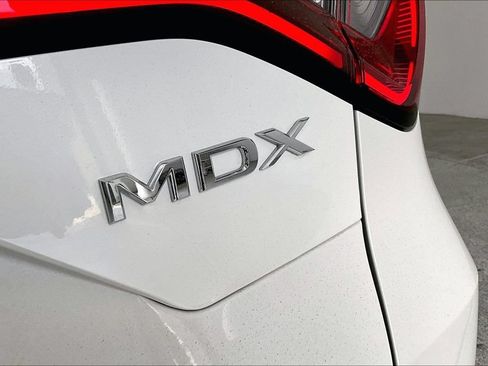 Certified 2026 Acura MDX FWD w/ Technology Package image 40