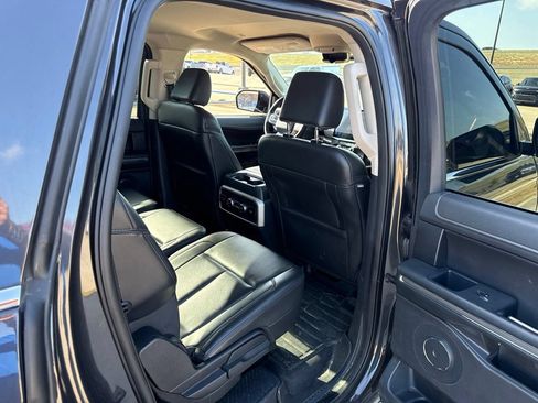 Used 2022 Ford Expedition Max XLT AWD/4WD image 13