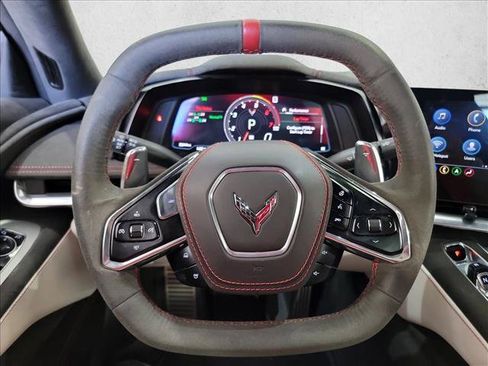 Used 2023 Chevrolet Corvette Stingray Premium Conv w/ Z51 Performance Package RWD image 16
