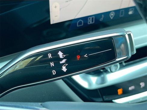 New 2026 Cadillac Lyriq Sport image 17