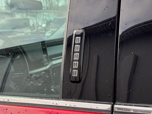 Used 2023 Ford F150 Lariat w/ Equipment Group 502A High image 23