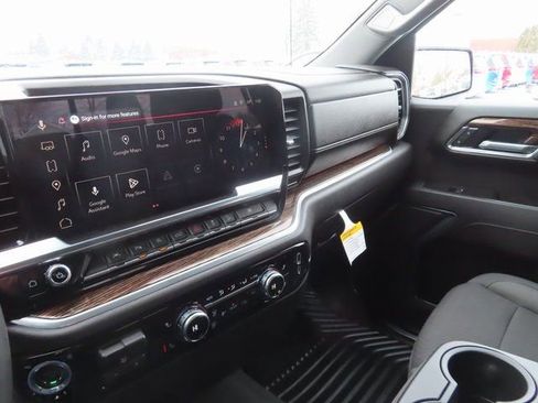 New 2026 GMC Sierra 1500 SLE w/ X31 Off-Road Package image 36