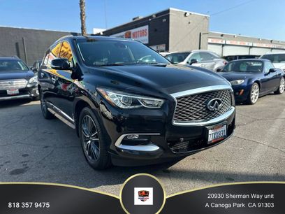Used 2016 INFINITI QX60 FWD w/ Deluxe Technology Package