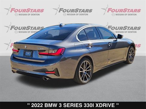 Used 2022 BMW 330i xDrive Sedan image 4