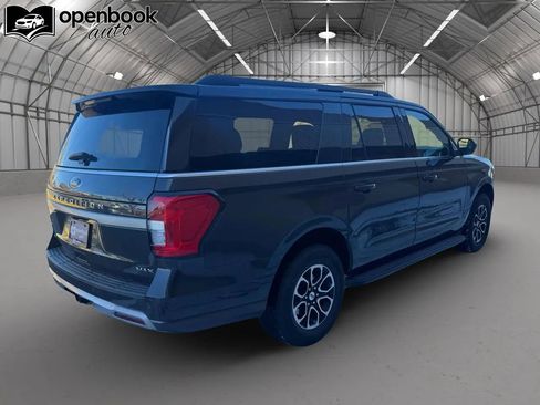 Used 2024 Ford Expedition Max XLT image 5