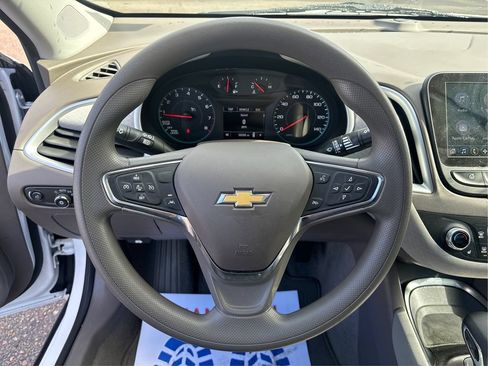 Used 2024 Chevrolet Malibu LT FWD image 19