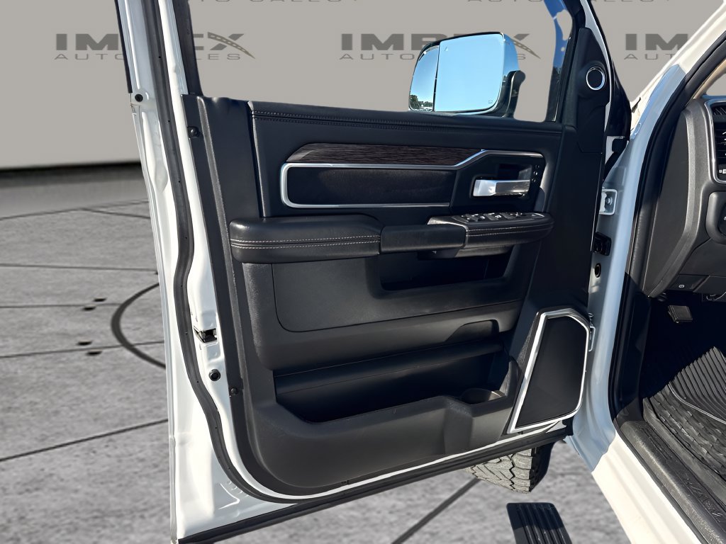 Used 2020 RAM 3500 Laramie AWD/4WD image 24