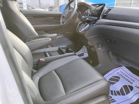 Used 2024 Honda Odyssey Touring image 12