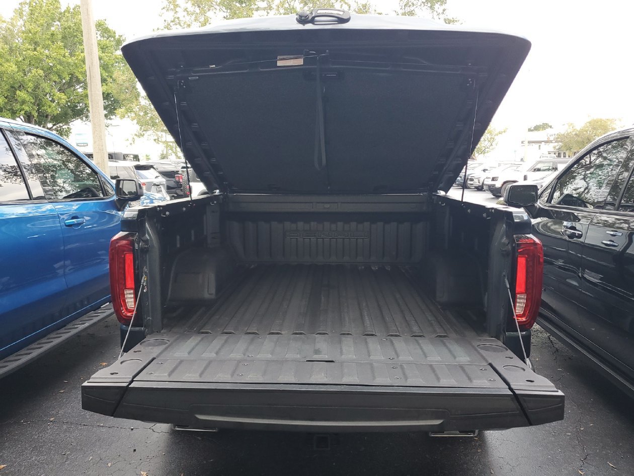 Used 2021 GMC Sierra 1500 Denali w/ Driver Alert Package II AWD/4WD image 9