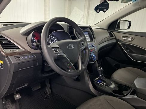 Used 2017 Hyundai Santa Fe Sport FWD image 10