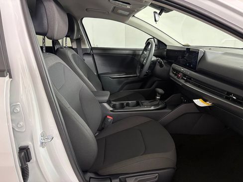 New 2026 Kia K4 FWD image 39