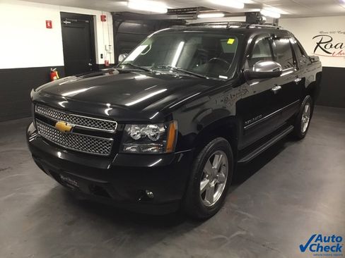 Used 2012 Chevrolet Avalanche LTZ image 6