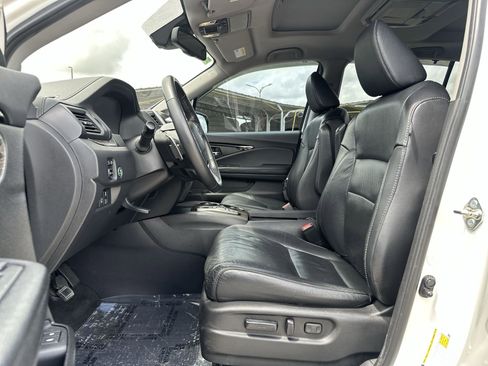 Used 2018 Honda Pilot Elite image 13