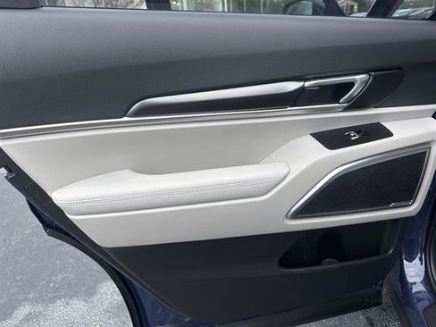 New 2025 Kia Telluride S image 16