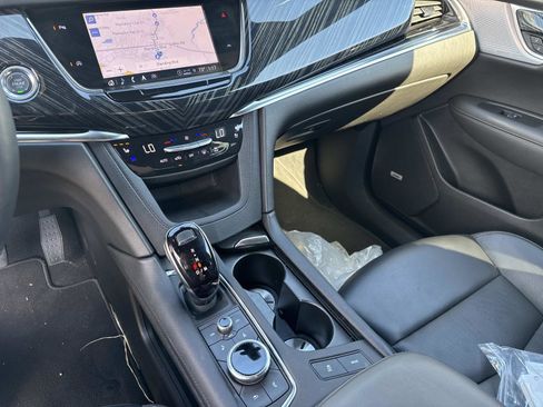 Certified 2025 Cadillac XT6 Premium Luxury image 24