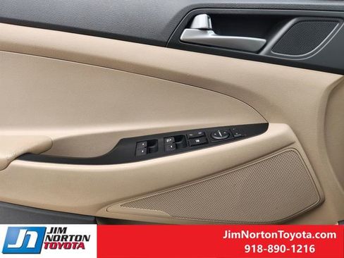 Used 2017 Hyundai Tucson SE FWD image 24