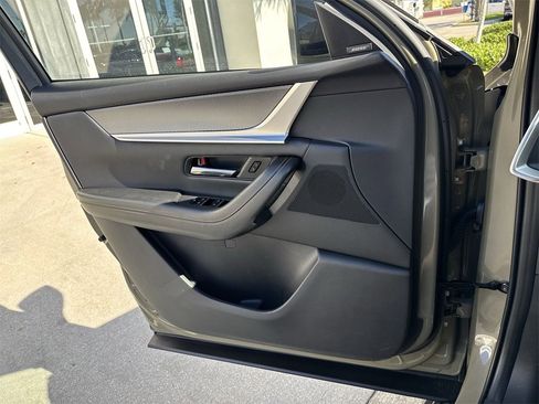 Used 2025 MAZDA CX-70 3.3 Turbo S w/ Premium Package image 40