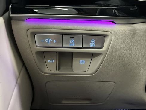 Used 2024 Genesis G80 2.5T image 24