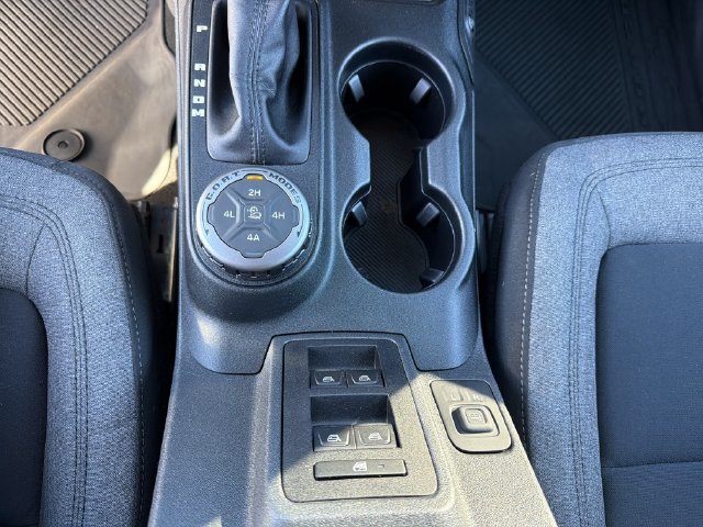 Used 2022 Ford Bronco 4-Door w/ Sasquatch Package AWD/4WD image 32