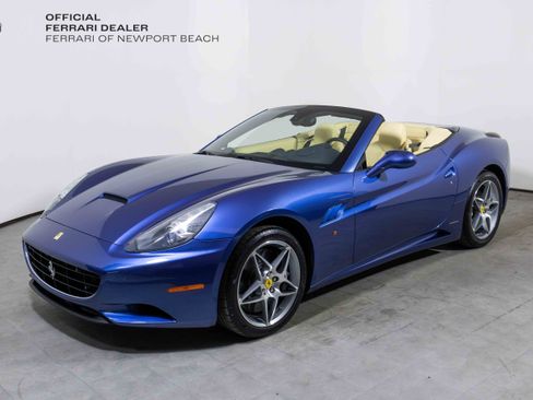 Used 2010 Ferrari California image 1
