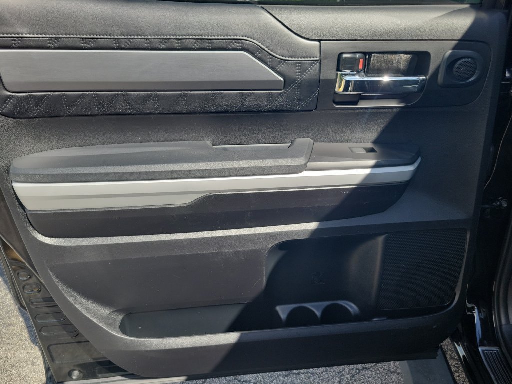 Used 2018 Toyota Tundra Platinum AWD/4WD image 19