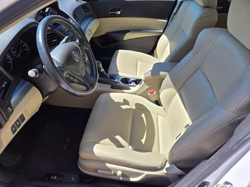 Used 2016 Acura ILX FWD image 6