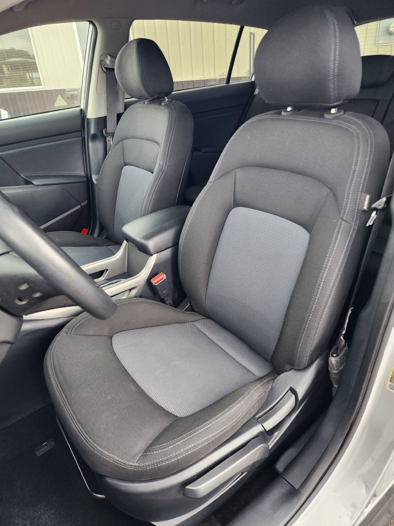 Used 2014 Kia Sportage LX AWD/4WD image 16