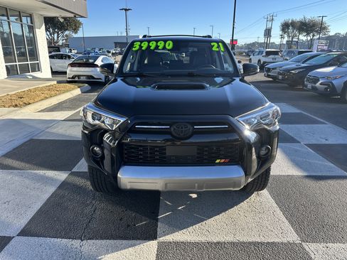 Used 2021 Toyota 4Runner TRD Off-Road Premium image 2