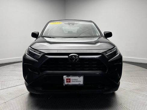 Used 2023 Toyota RAV4 LE AWD/4WD image 40