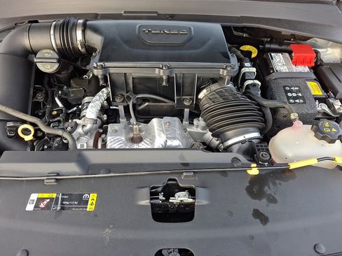 Used 2025 Jeep Compass Trailhawk w/ Trailhawk Elite Group image 27