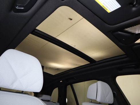 New 2026 BMW X5 sDrive40i w/ Climate Comfort Package image 19