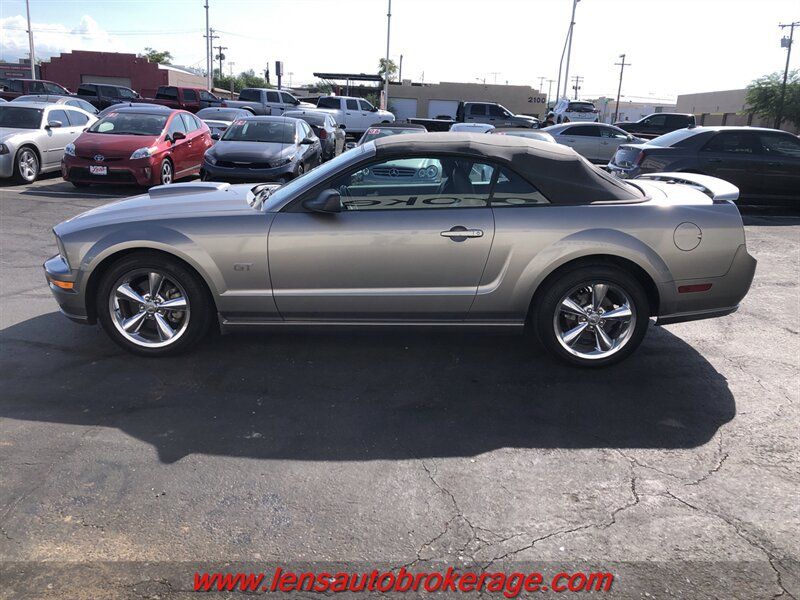 Used 2008 Ford Mustang GT RWD image 4