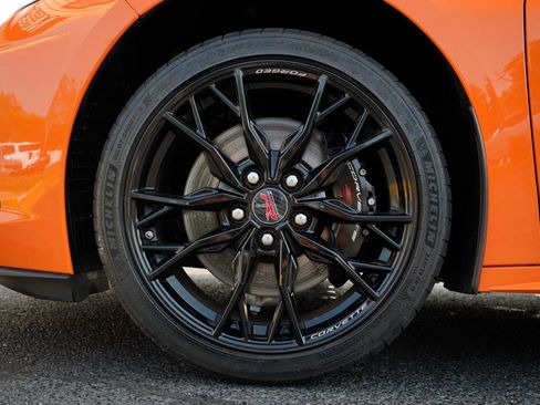 Used 2024 Chevrolet Corvette Stingray Preferred Conv w/ Z51 Performance Package RWD image 25