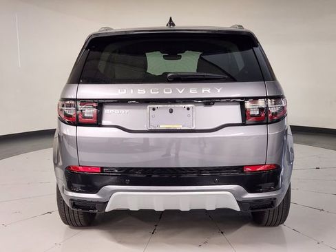Used 2025 Land Rover Discovery Sport S image 10