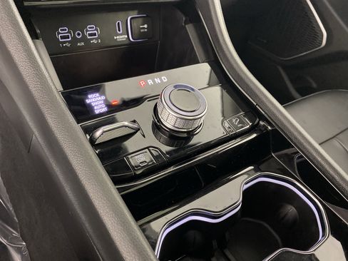 Used 2023 Jeep Grand Cherokee 4WD 4xe image 31