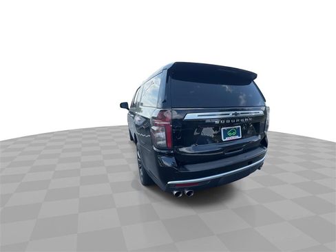 Certified 2023 Chevrolet Suburban High Country image 8