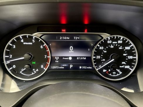 Used 2023 Nissan Rogue SV w/ SV Premium B Package AWD/4WD image 13