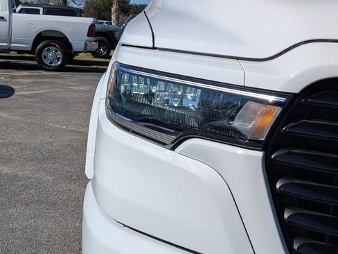 New 2026 RAM 1500 Laramie AWD/4WD image 10