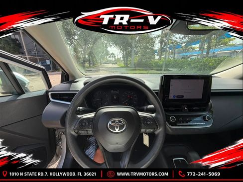 Used 2026 Toyota Corolla LE FWD image 3