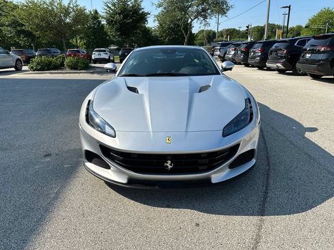 Used 2022 Ferrari Portofino M RWD image 3