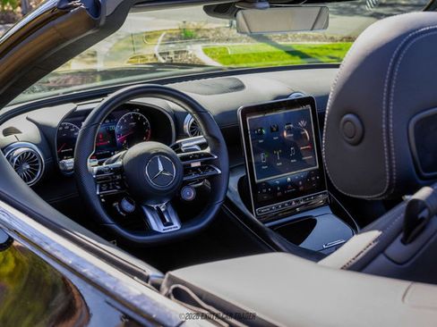 Used 2022 Mercedes-Benz SL 63 AMG 4MATIC image 43