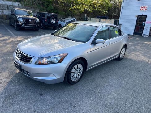 Used 2009 Honda Accord LX image 9