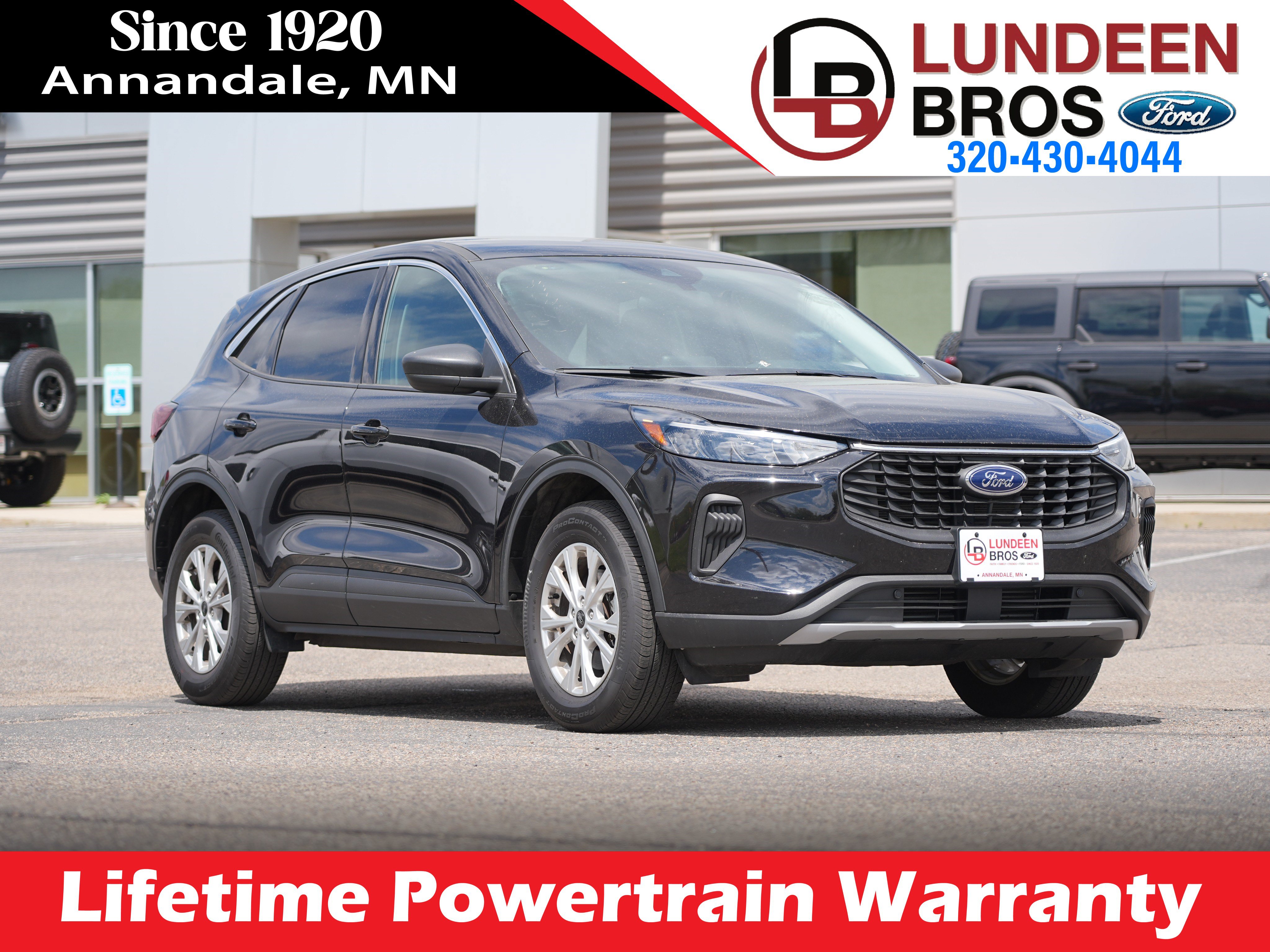Used 2024 Ford Escape Active AWD/4WD image 1
