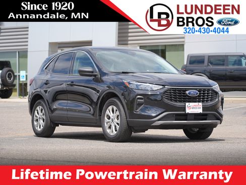 Used 2024 Ford Escape Active AWD/4WD image 1