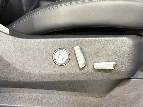 New 2026 Lincoln Navigator Reserve w/ Jet Appearance Package AWD/4WD image 61