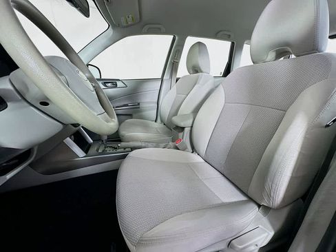 Used 2012 Subaru Forester 2.5X w/ Alloy Wheel Pkg image 12