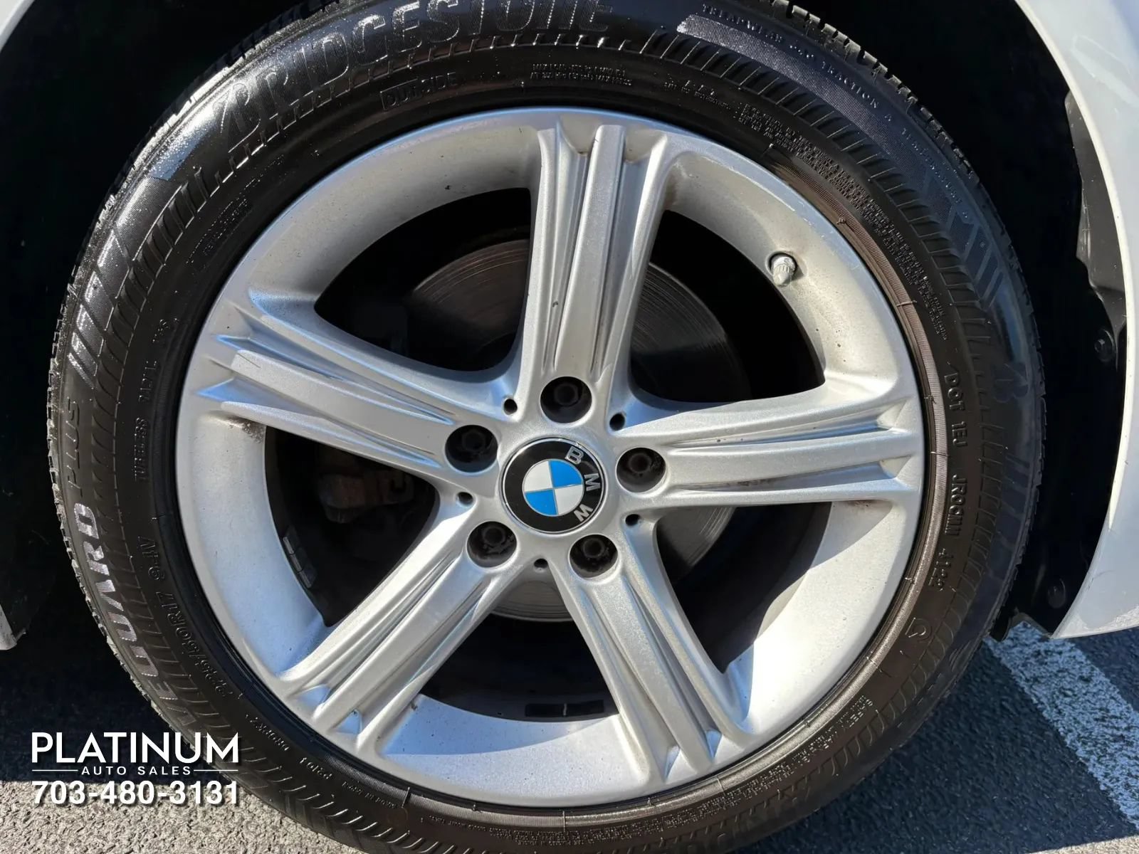 Used 2015 BMW 320i xDrive Sedan AWD/4WD image 25