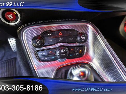 Used 2015 Dodge Challenger SRT Hellcat RWD image 20